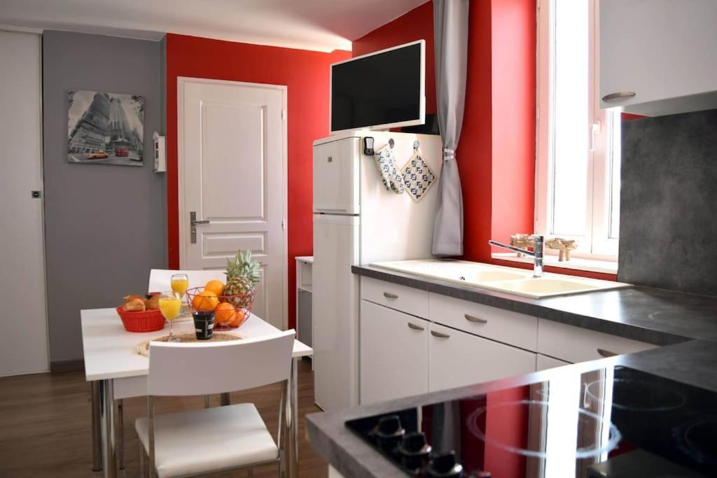 Appartement Place Du Marche Мер-ле-Бен Экстерьер фото